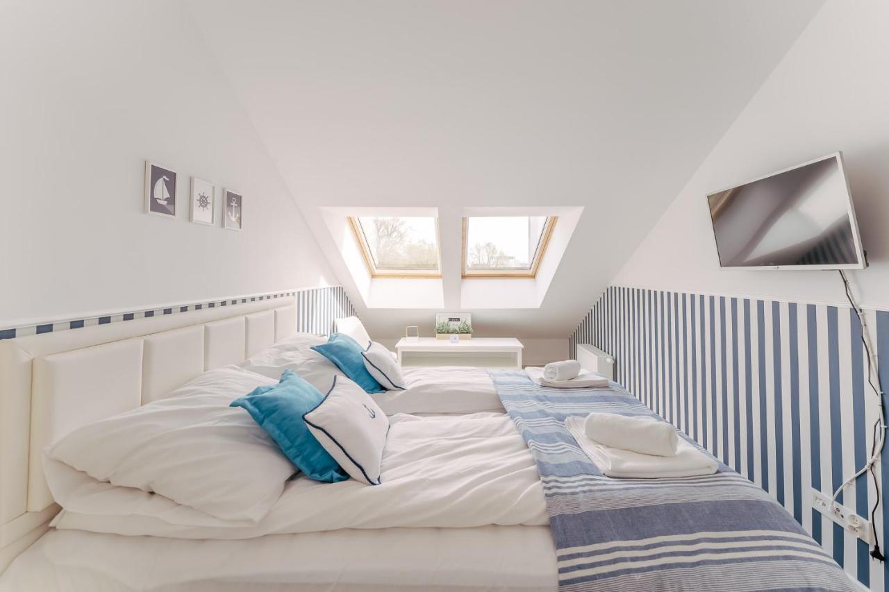 Ustronie Apartments 20 M Do Plazy Устроне Морске Екстериор снимка